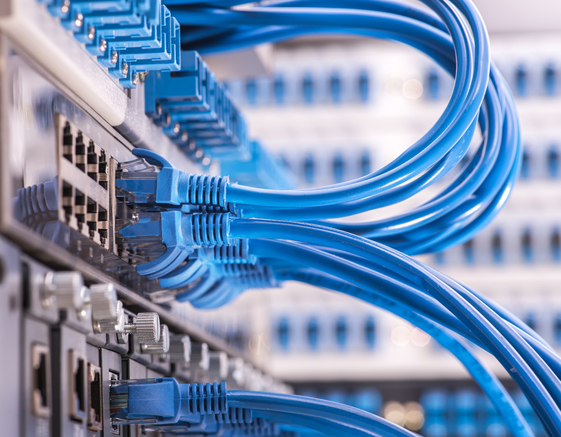 Netzwerke bei Elektro Menzel Inh. Schlenker Christian in Wegeleben